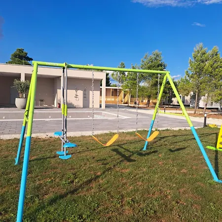 Apartment Mobile Terezie - Camp