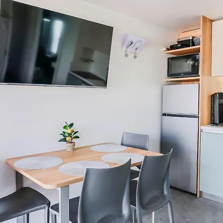 Adria Pearl Homes بريفلاكا