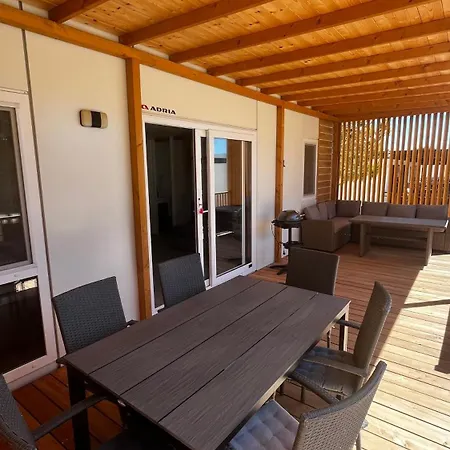 Adria Pearl Homes Apartament