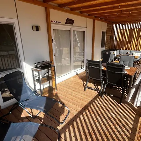 Adria Pearl Homes Apartament Privlaka (Zadar)